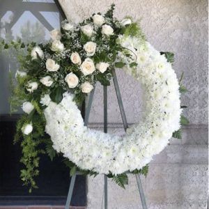 تاج گل درباری برای عروس